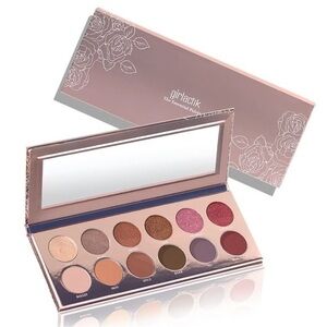 Girlactik The Essential Palette